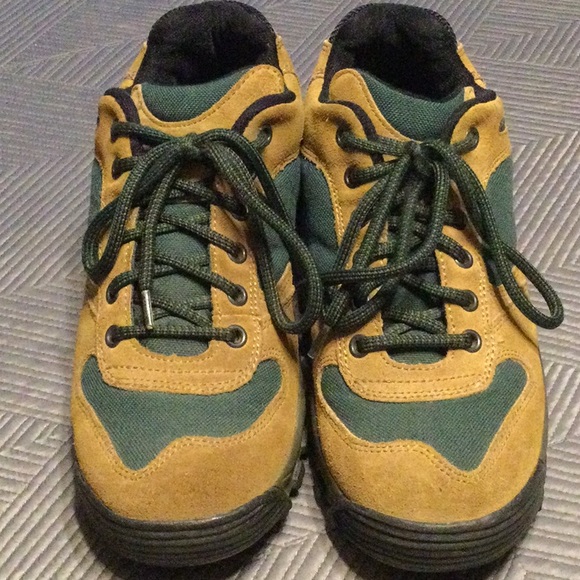 Merrell size 9 brown and green winter boots for women - Picture 2 of 7